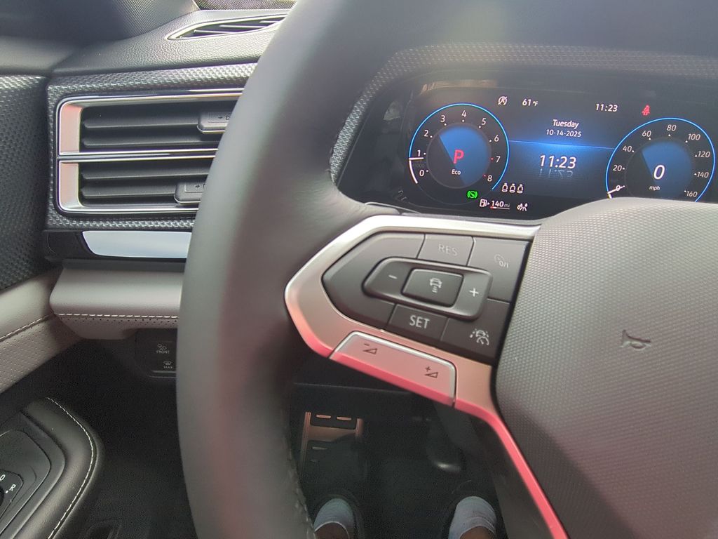 2026 Volkswagen Atlas Cross Sport SEL R-LINE - Photo 16
