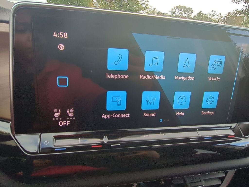 2026 Volkswagen Atlas SE w/Tech - Photo 18