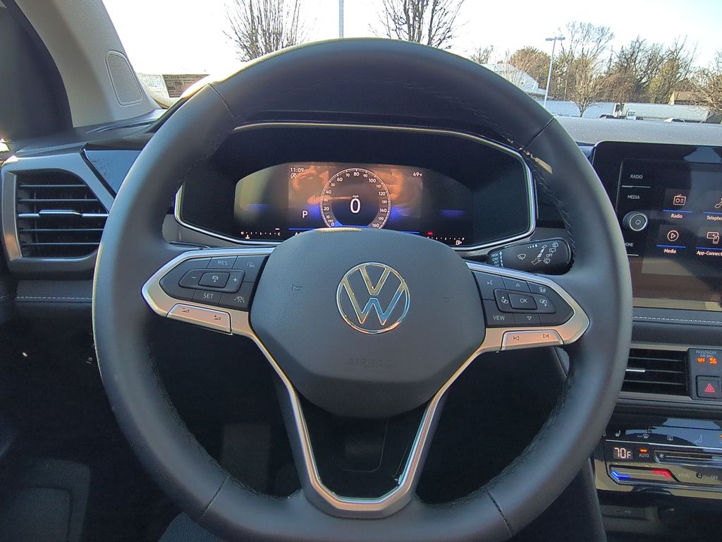 2026 Volkswagen Taos SE Black - Photo 15