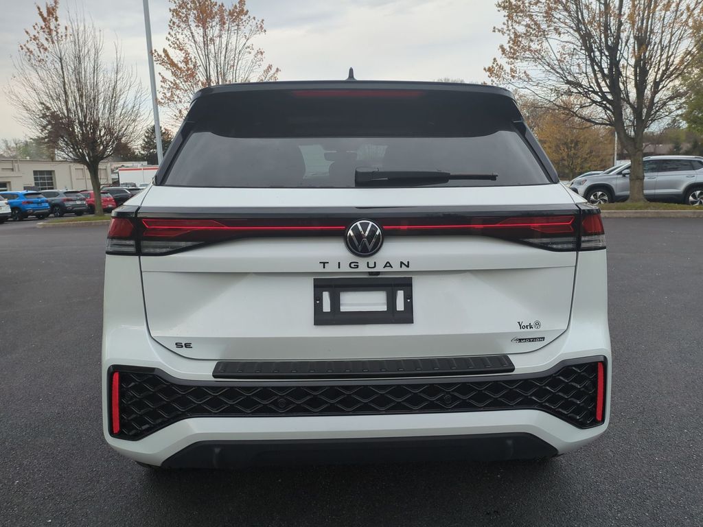 2026 Volkswagen Tiguan SE R-LINE BLACK - Photo 6