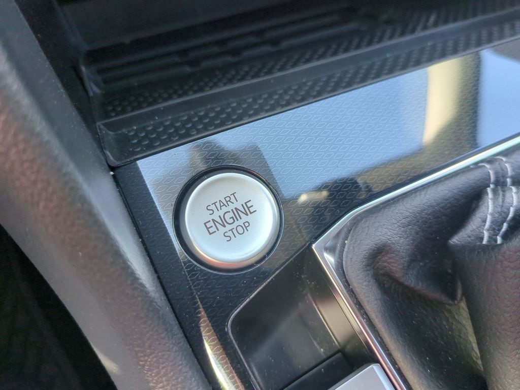 2026 Volkswagen Taos SE - Photo 25