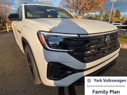 2026 Volkswagen Atlas Cross Sport 2.0T SEL R-Line Black SUV