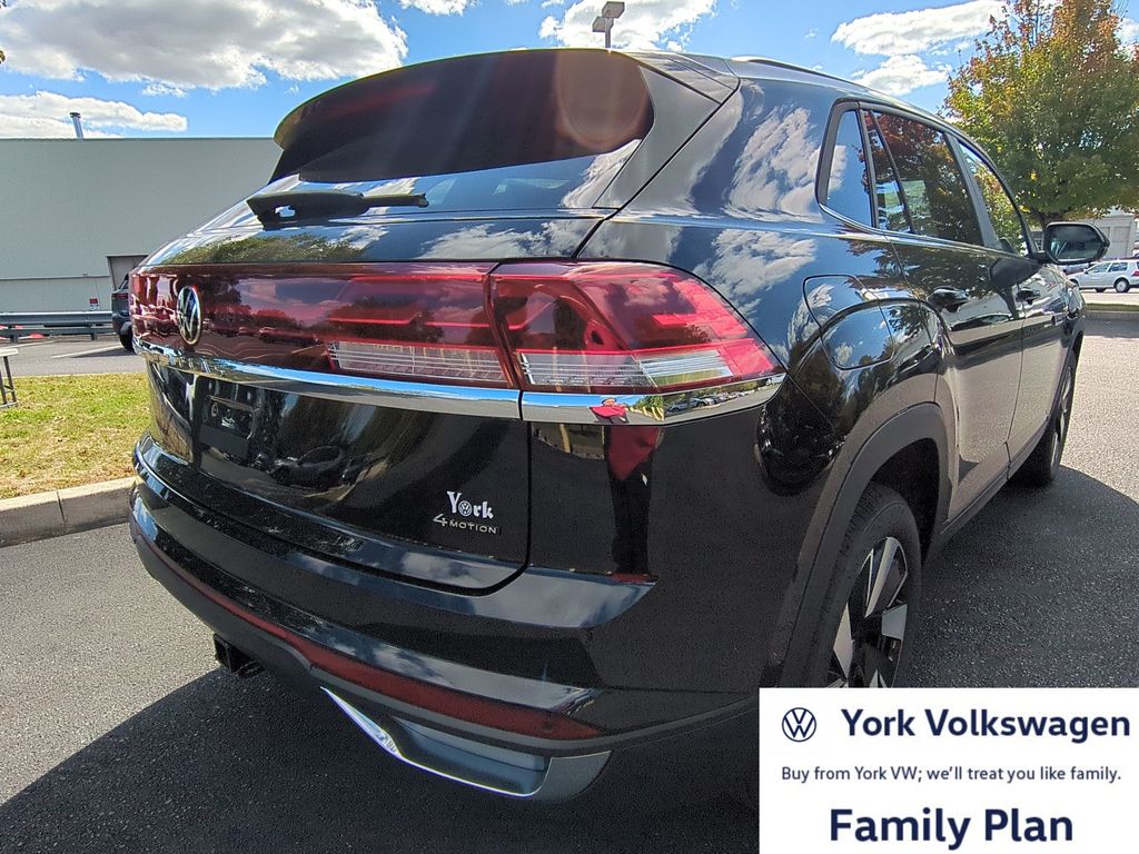2026 Volkswagen Atlas Cross Sport SE w/Tech - Photo 3