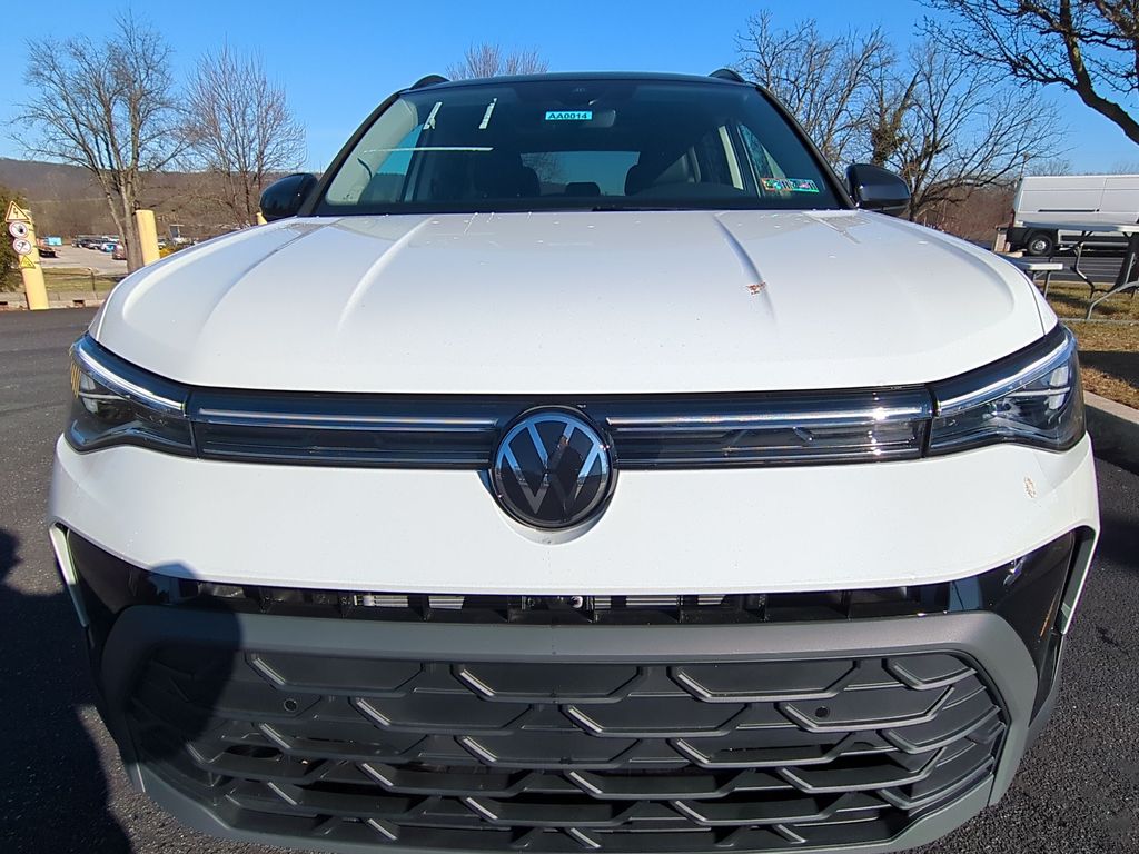 2026 Volkswagen Taos SE Black - Photo 8
