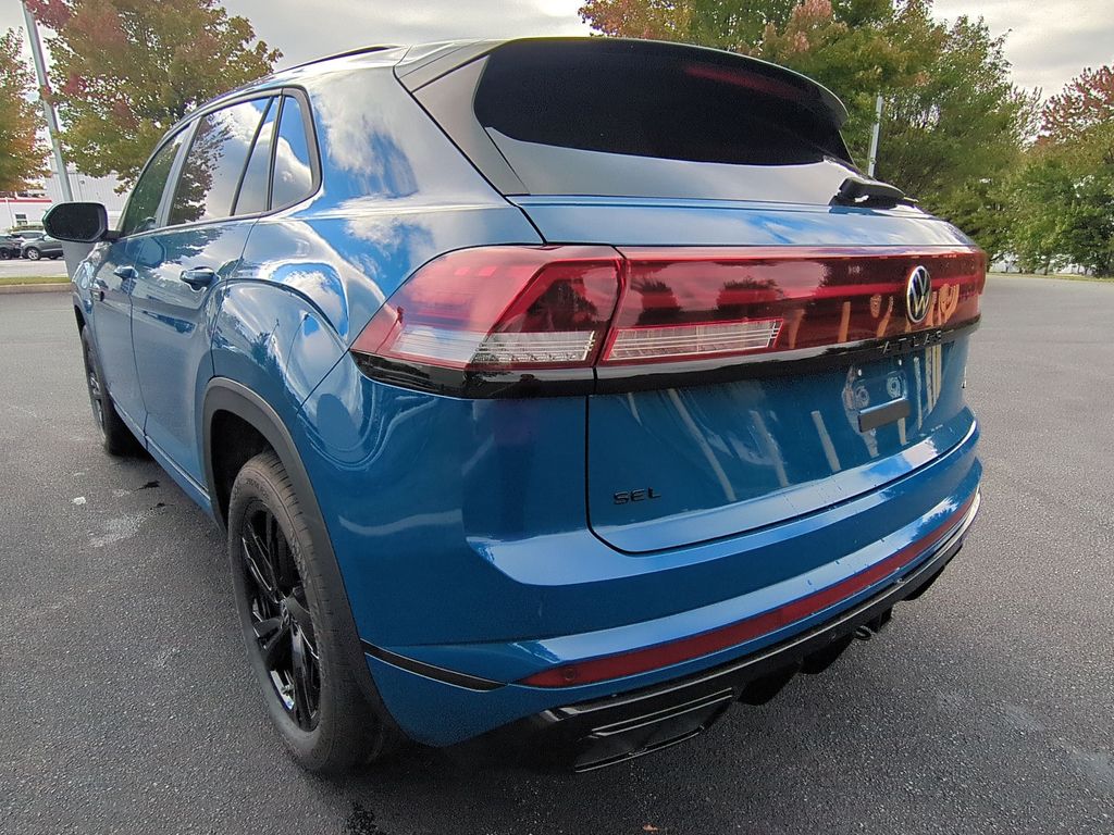 2026 Volkswagen Atlas Cross Sport SEL R-LINE - Photo 5