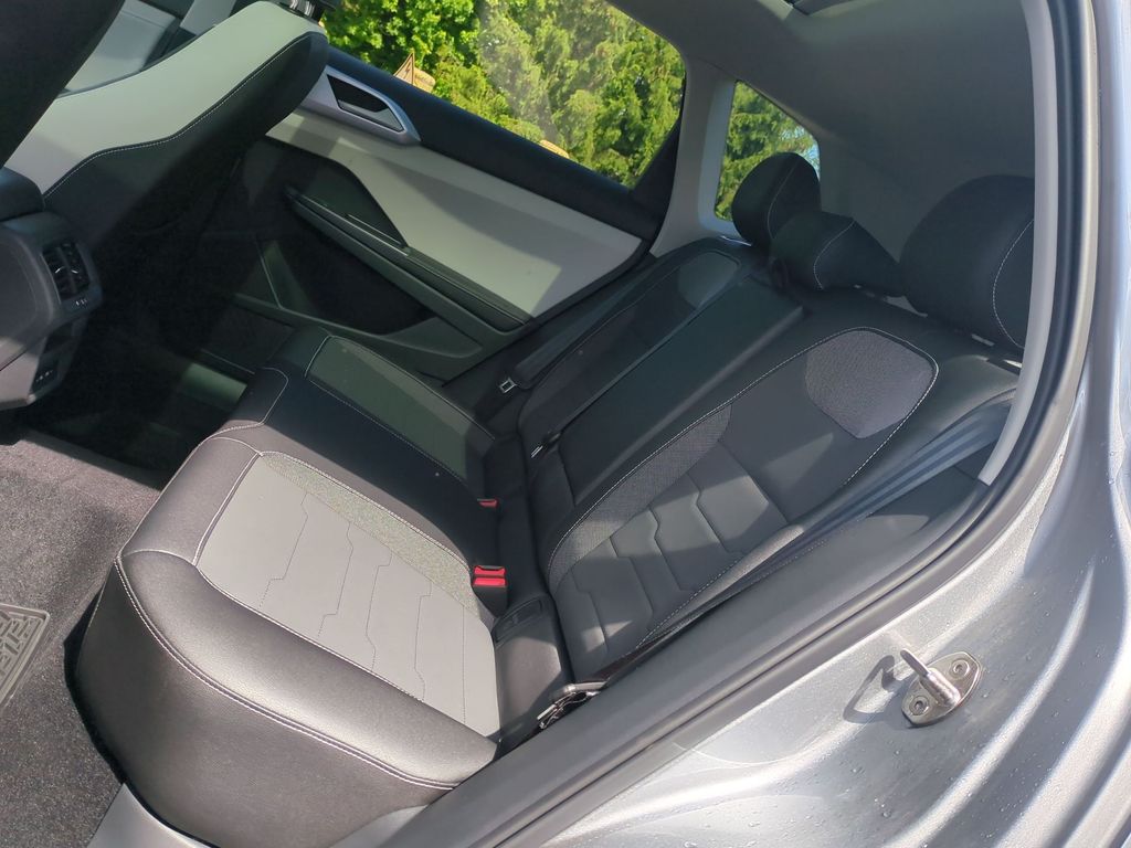 2026 Volkswagen Taos SE - Photo 11