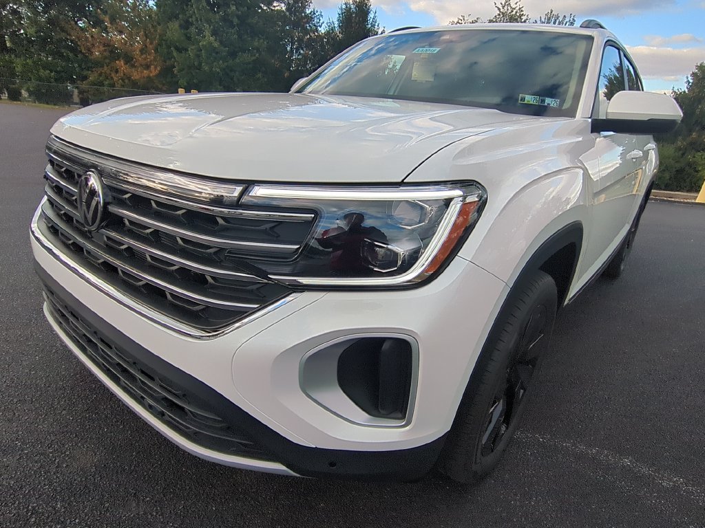 2026 Volkswagen Atlas SE w/Tech - Photo 7