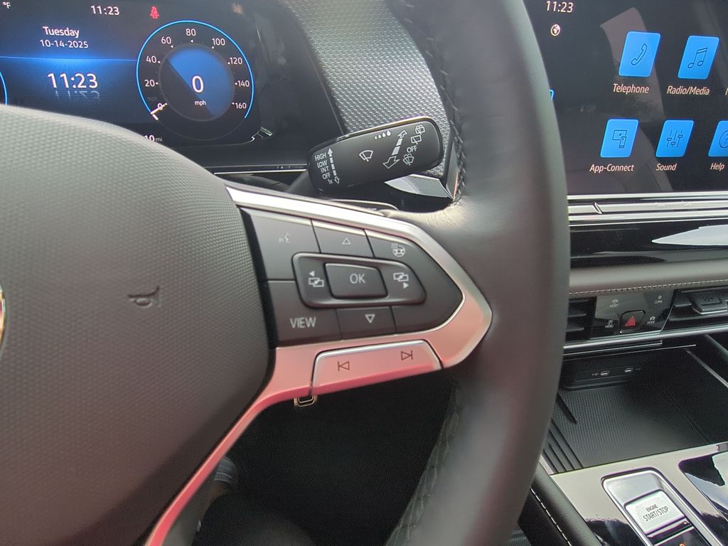 2026 Volkswagen Atlas Cross Sport SEL R-LINE - Photo 17
