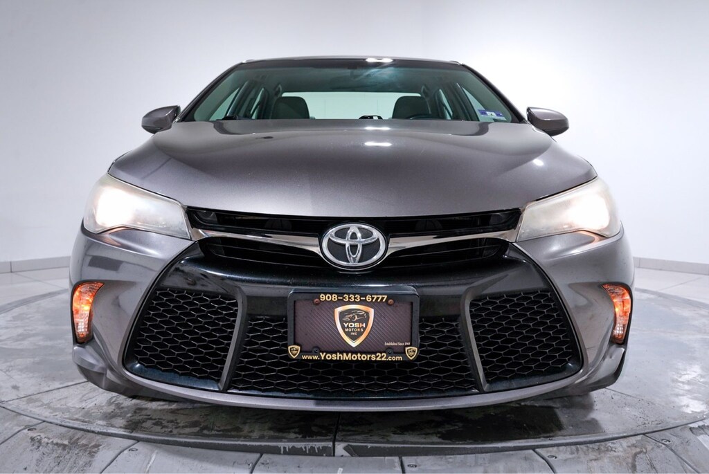Used 2015 Toyota Camry XLE Sedan
