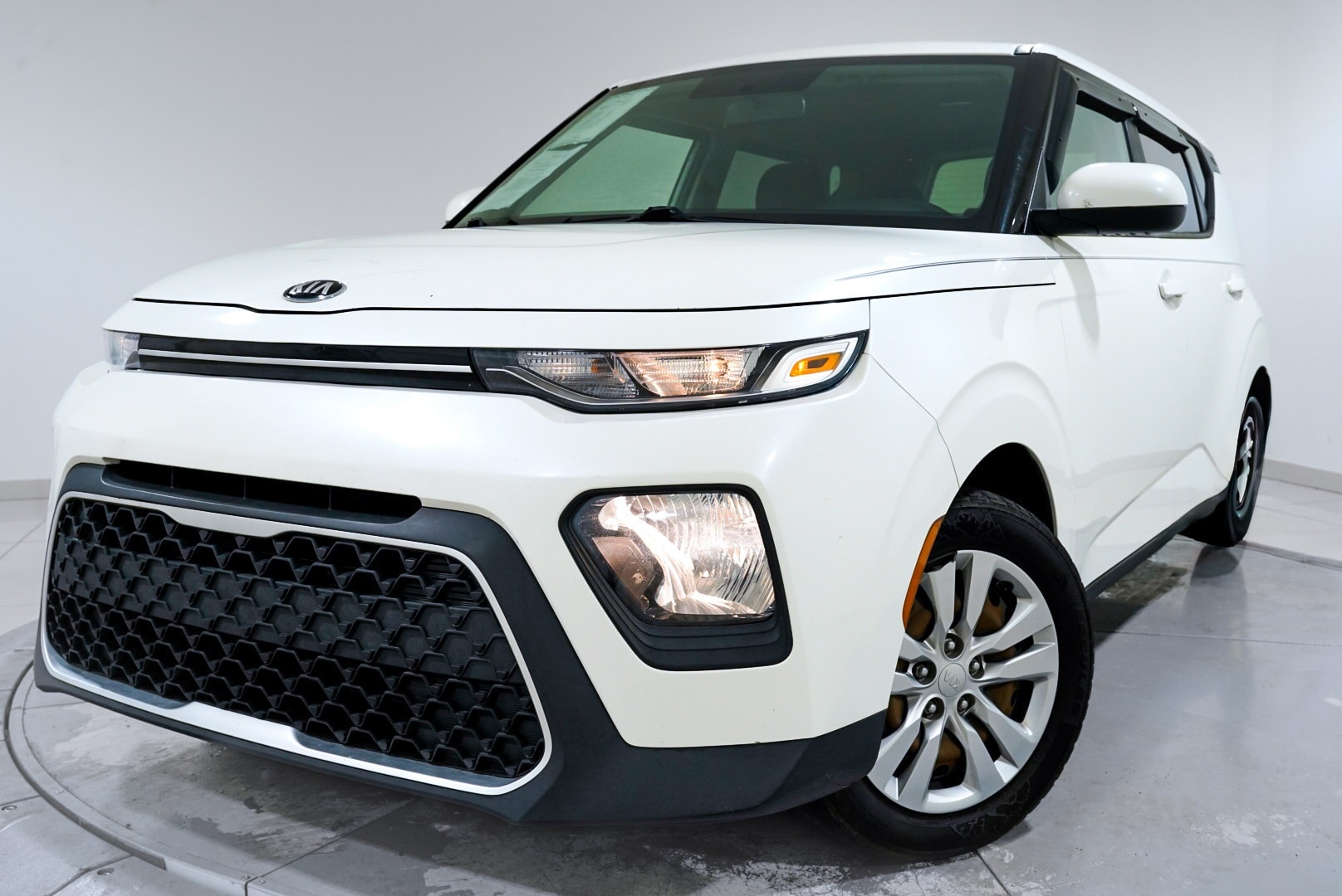 2020 Kia Soul LX's photo