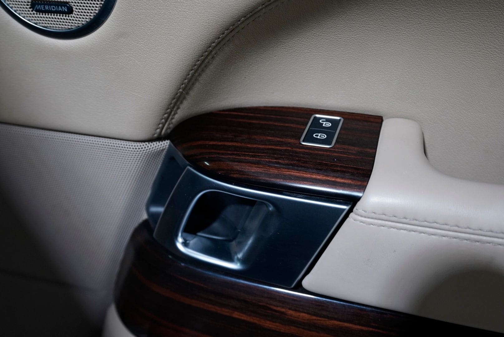 2016 Land Rover Range Rover Supercharged - Photo 44