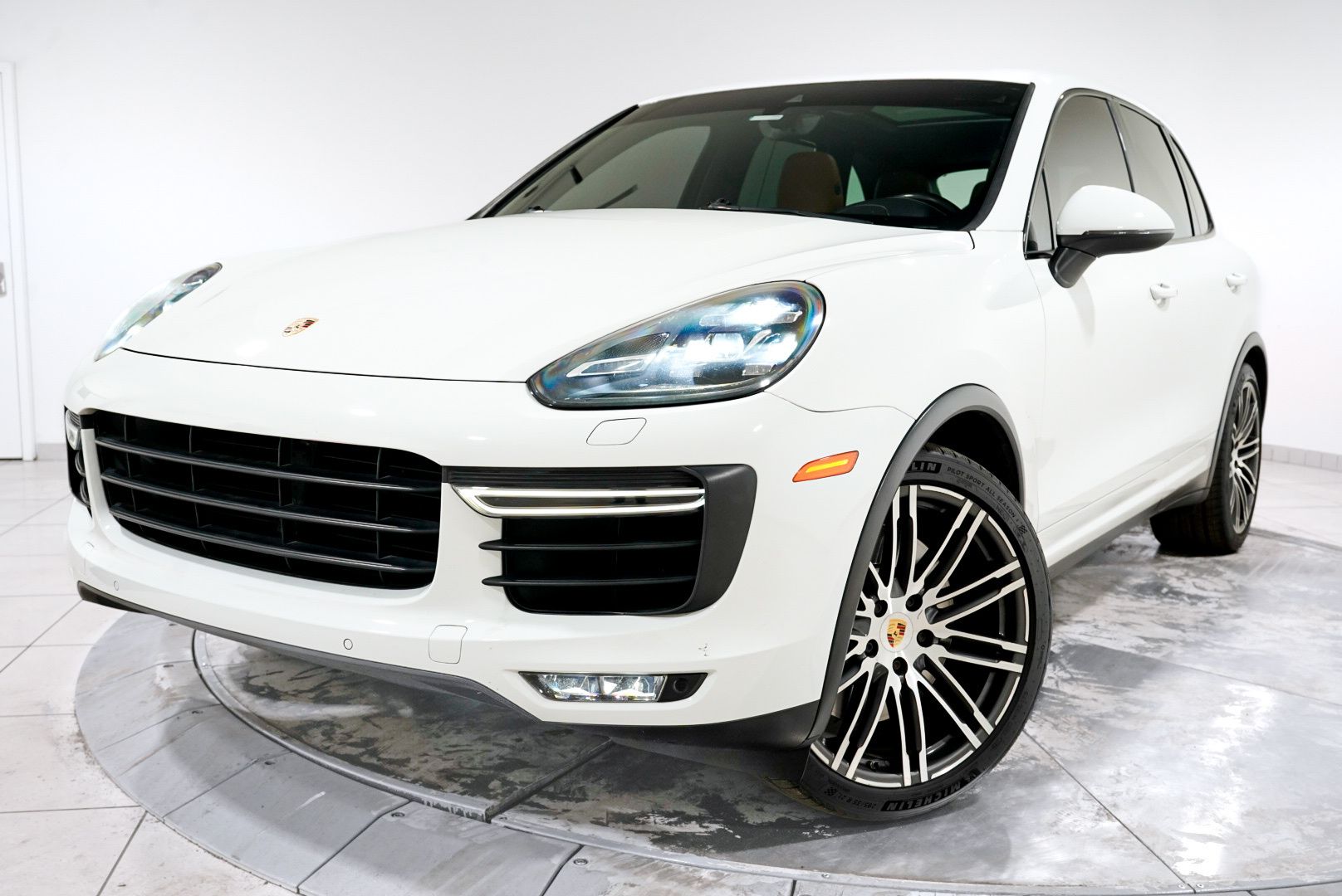 2017 Porsche Cayenne Turbo