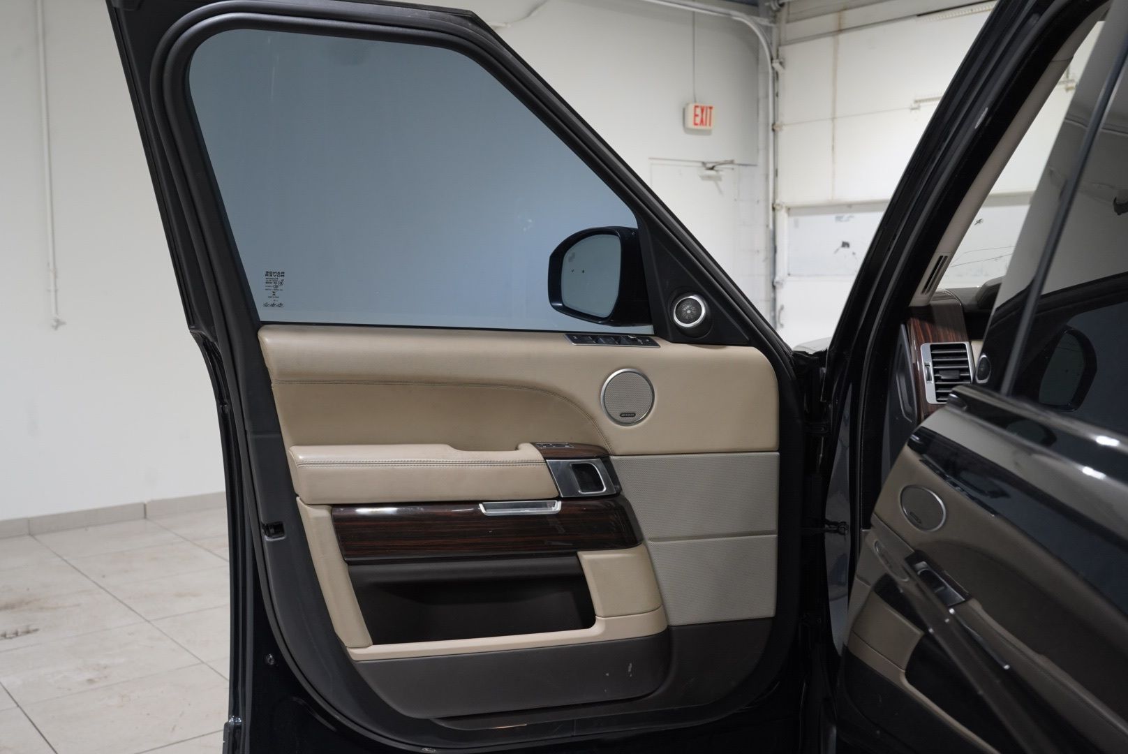 2016 Land Rover Range Rover Supercharged - Photo 22