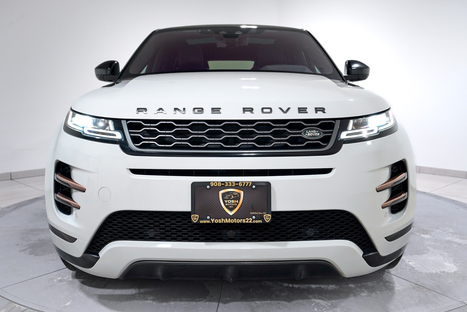 2020 Land Rover Range Rover Evoque R-Dynamic S photo 2