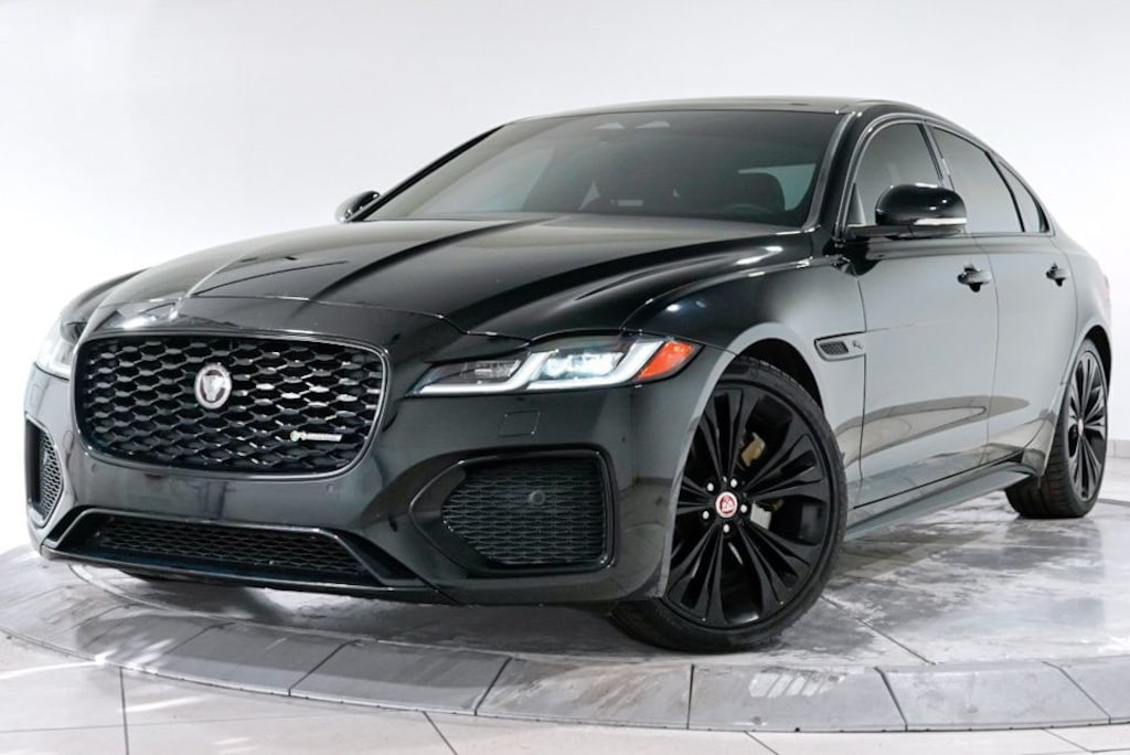 Used 2022 Jaguar XF R-Dynamic SE Sedan