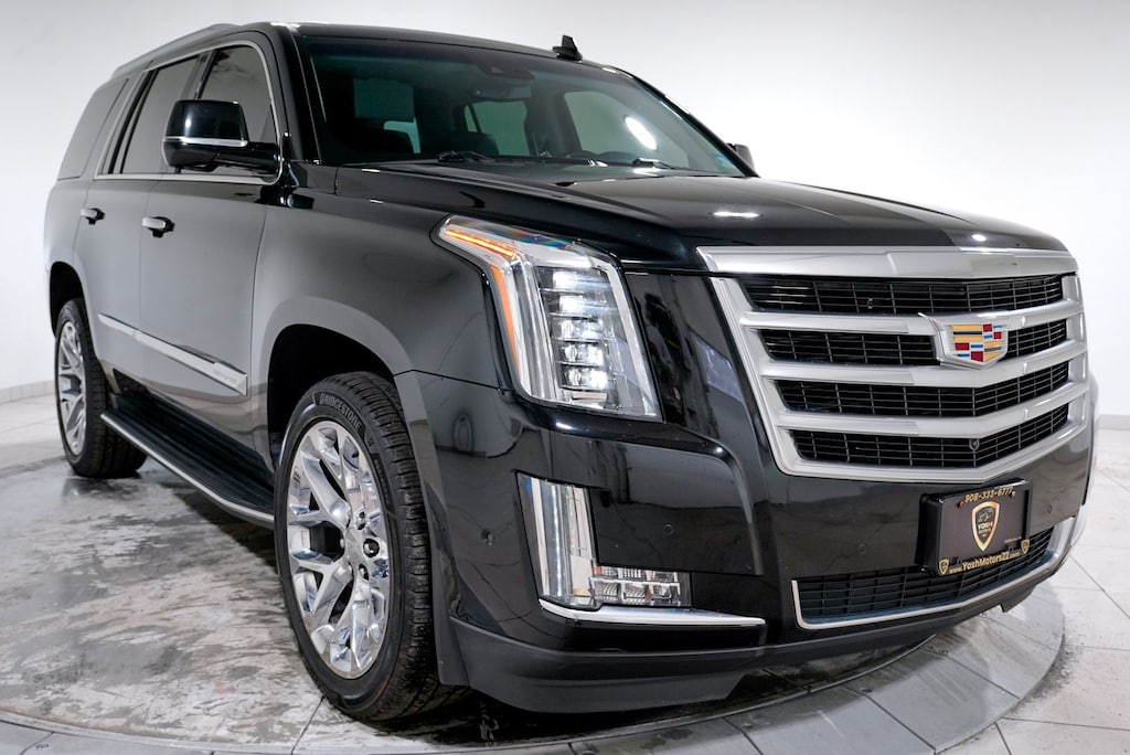 Used 2018 CADILLAC Escalade Luxury SUV