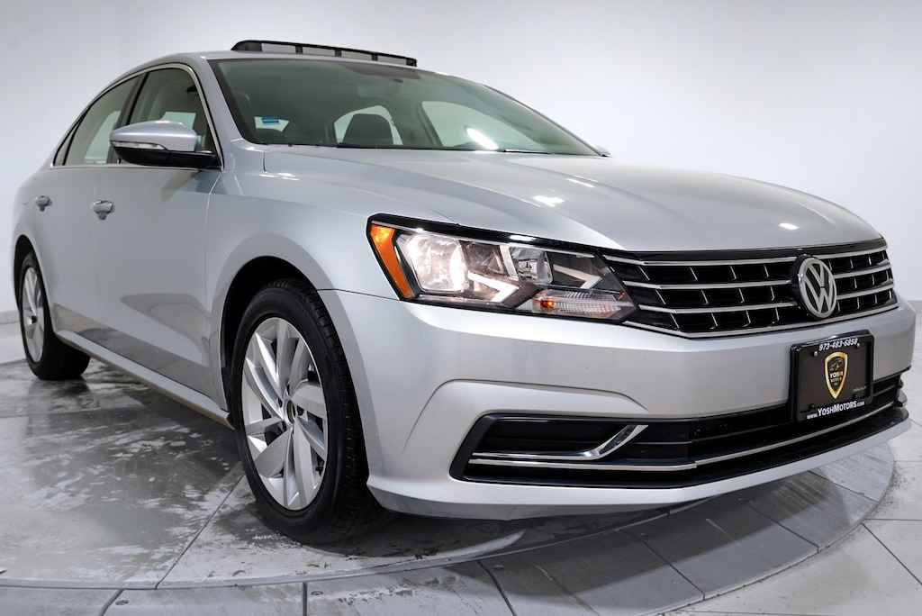 Used 2018 Volkswagen Passat 2.0T SE Sedan