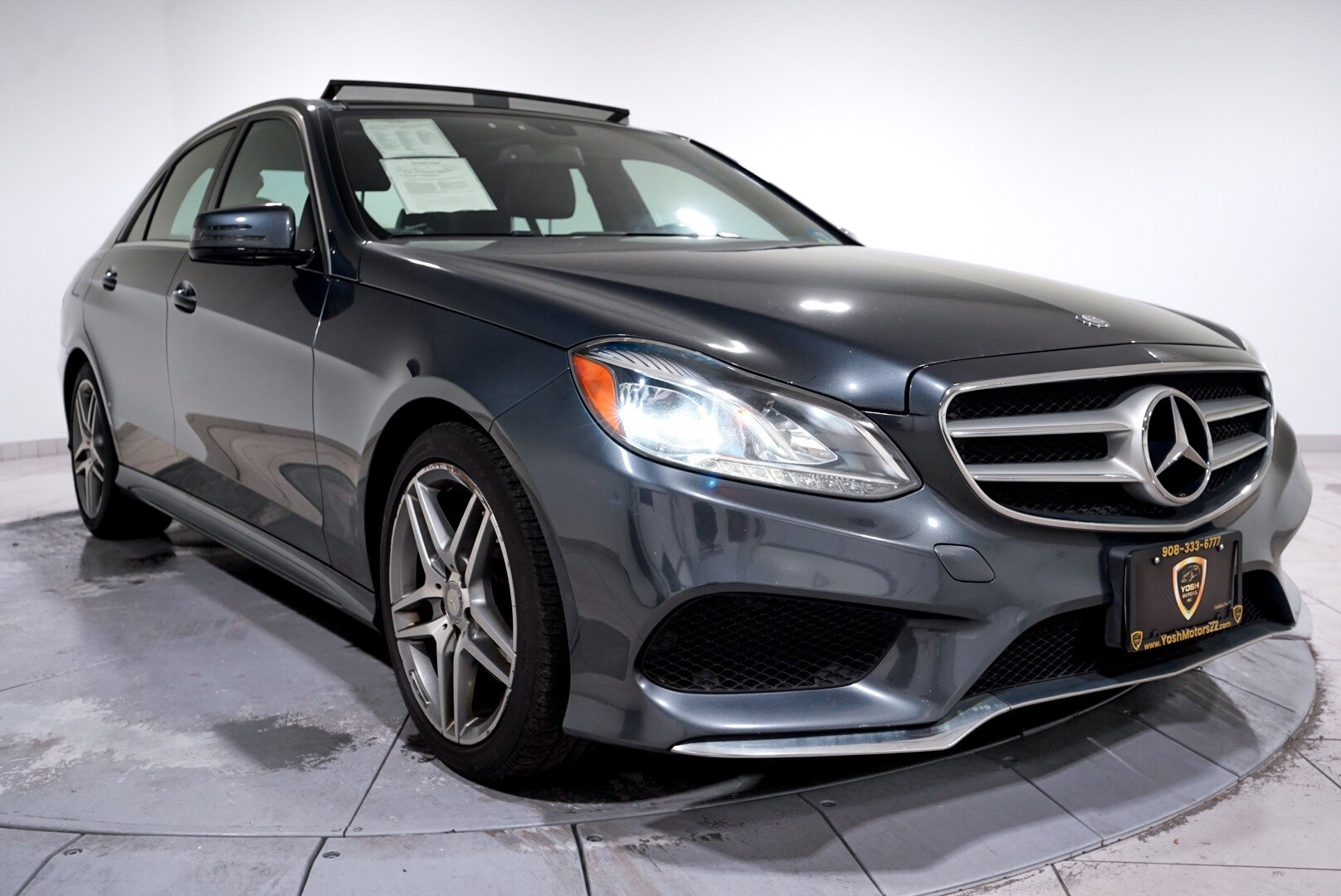 2014 Mercedes Benz E 350 4MATIC photo 3