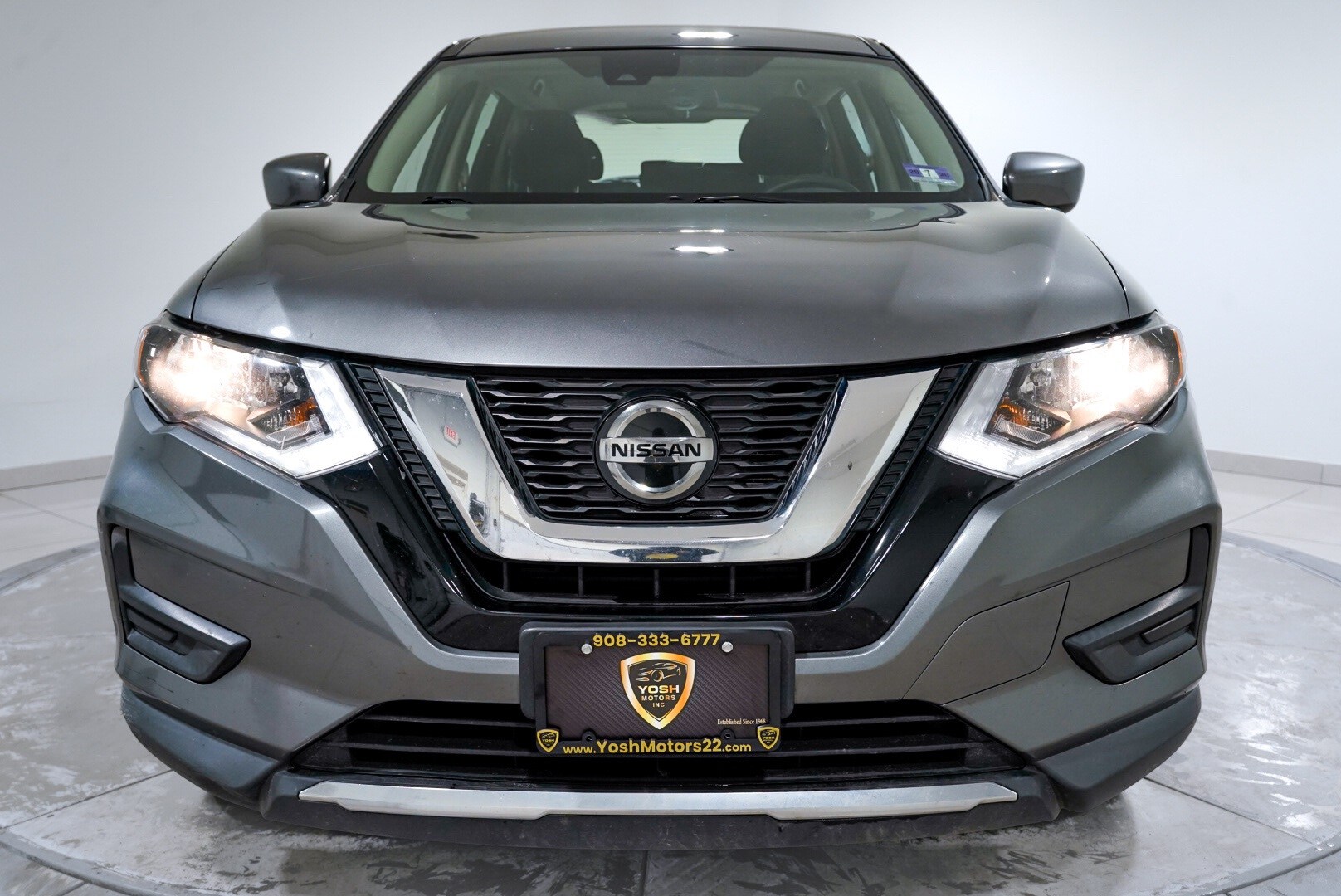2019 Nissan Rogue S photo 2