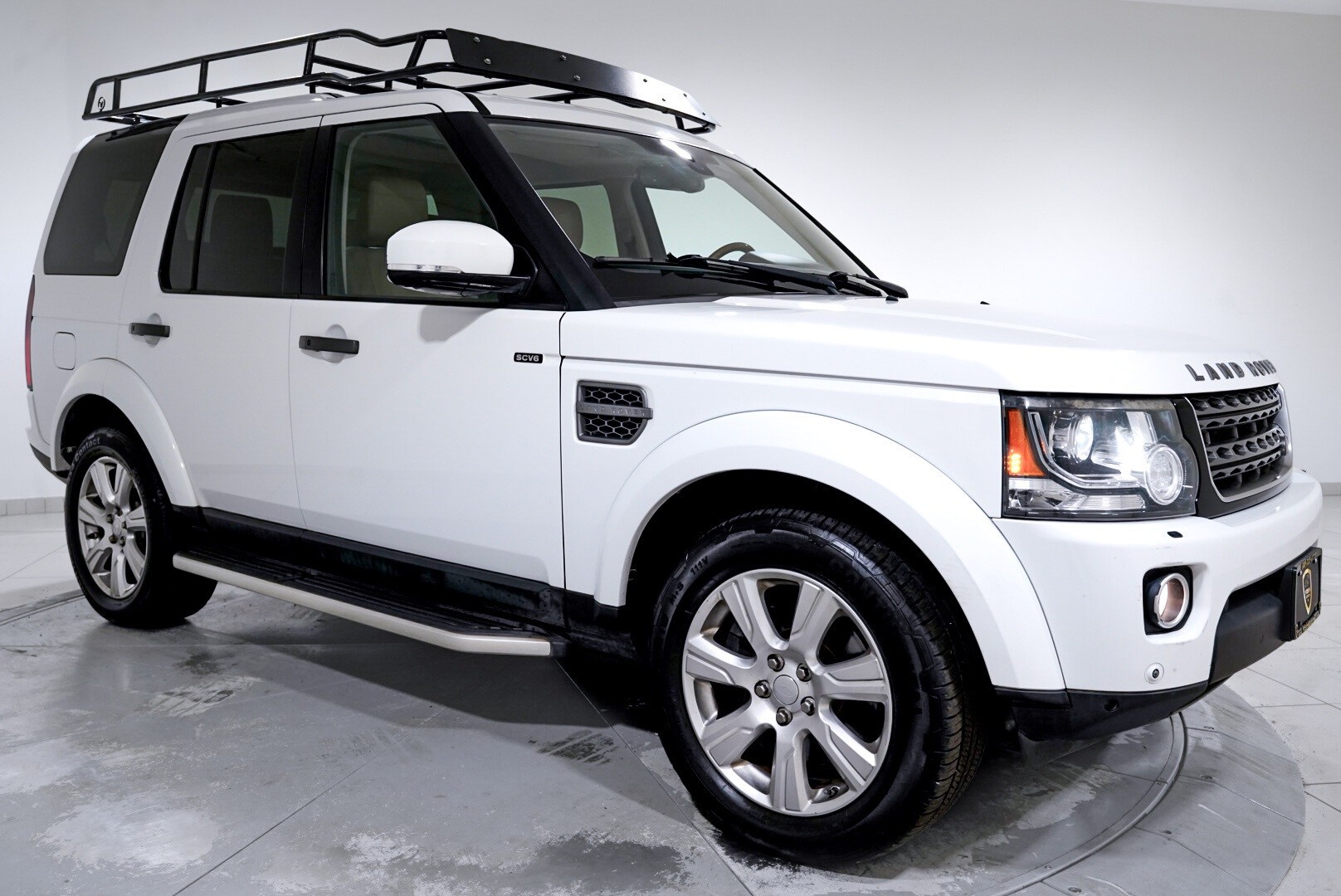 2015 Land Rover LR4 Base photo 4
