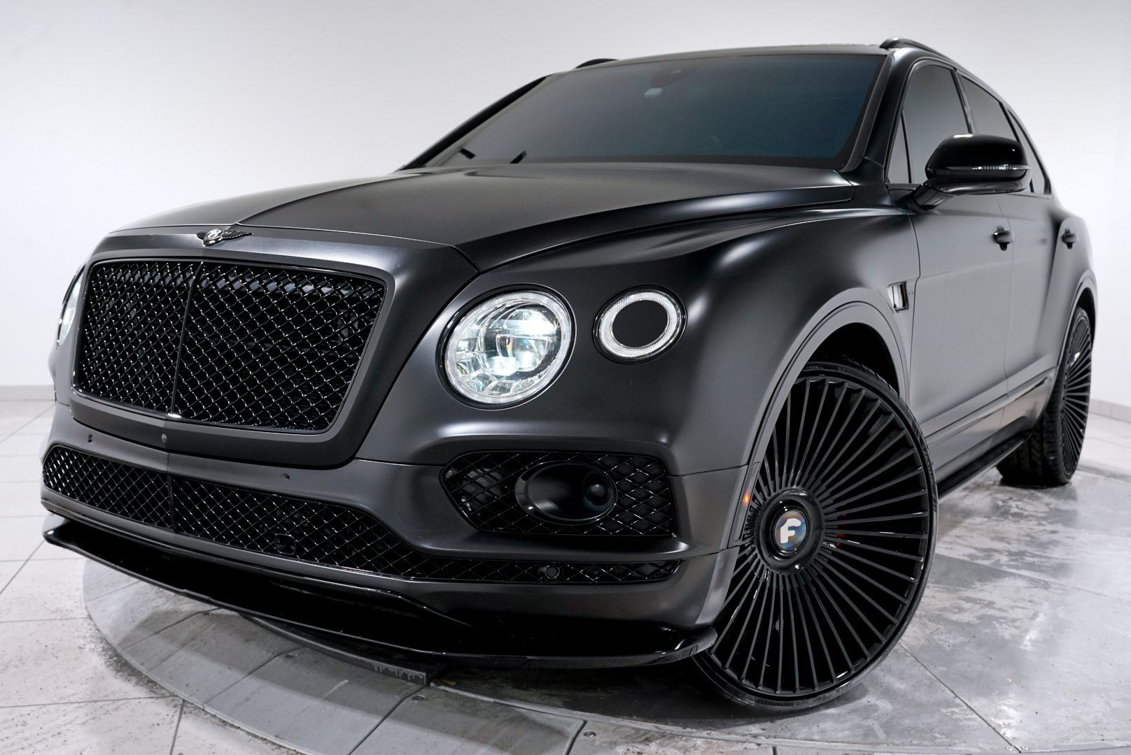 2017 Bentley Bentayga Base