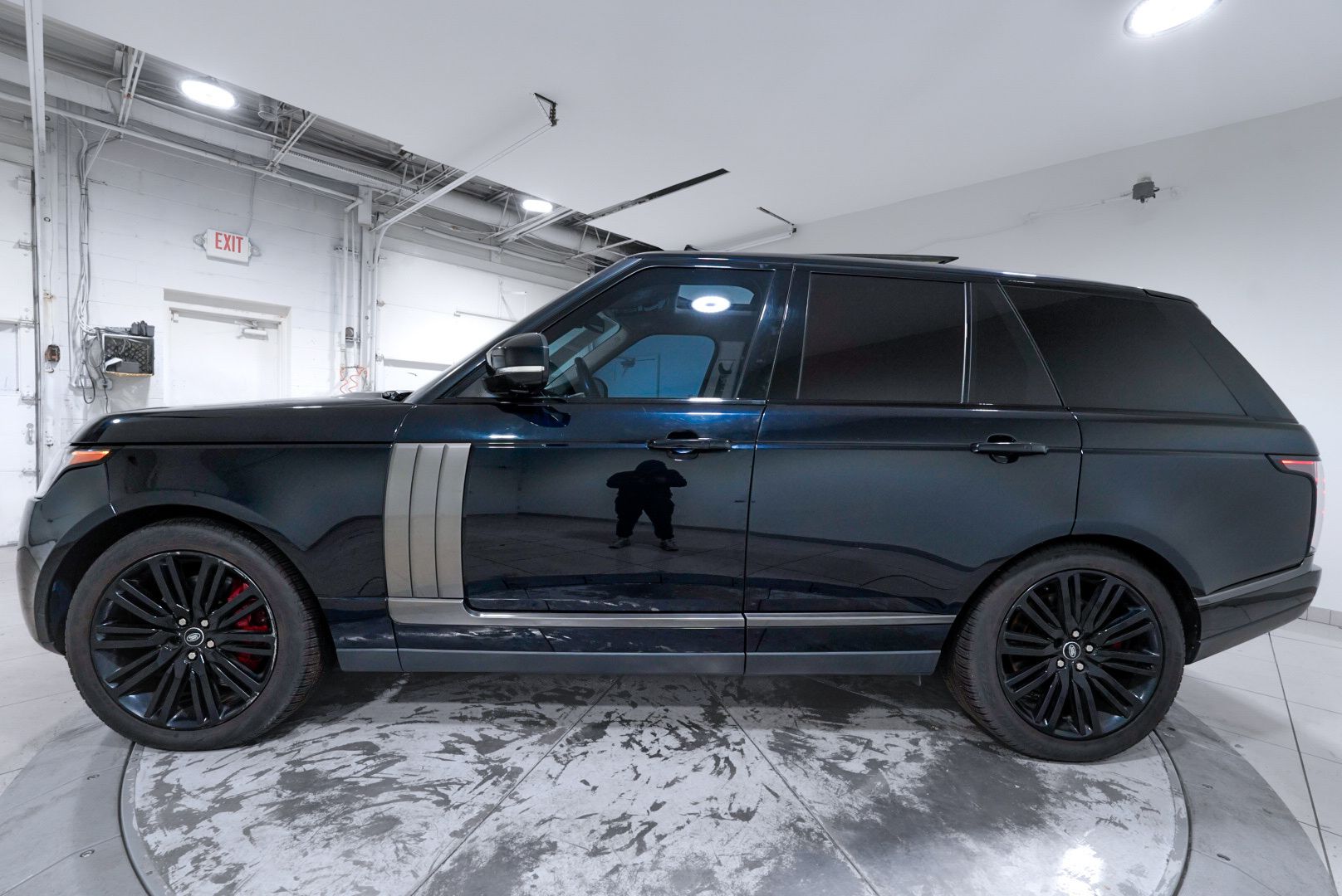 2016 Land Rover Range Rover Supercharged - Photo 11