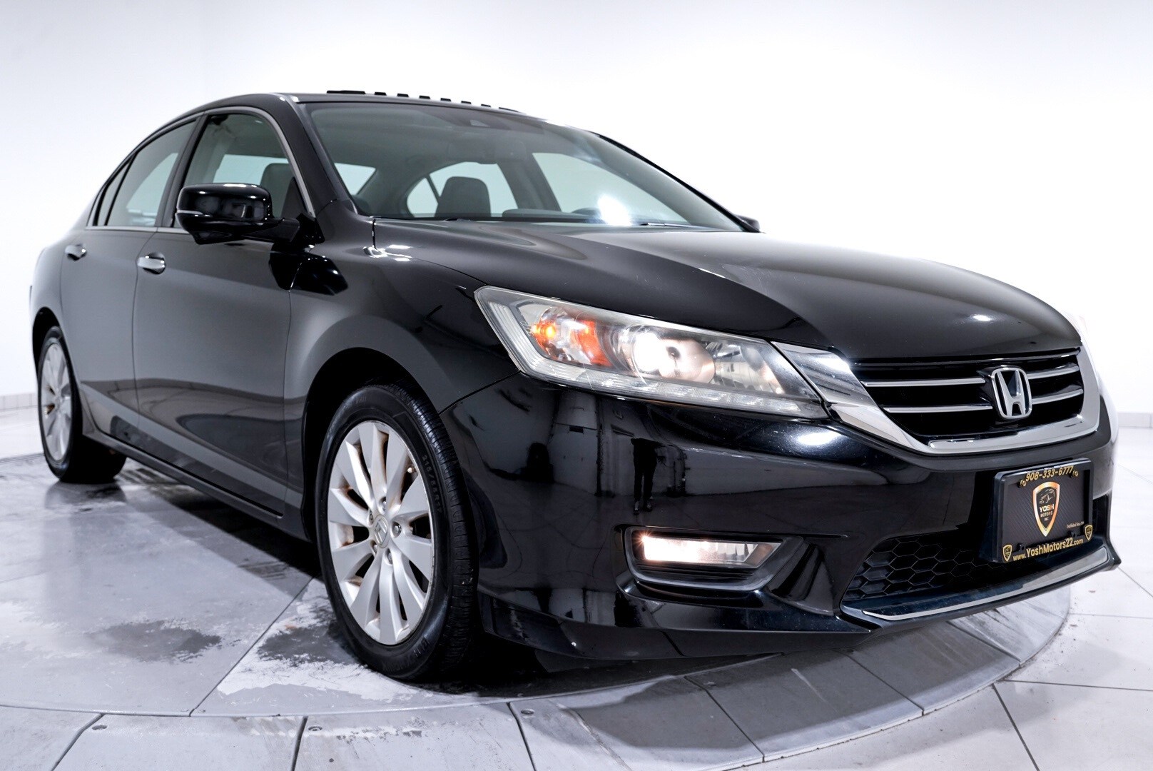 2015 Honda Accord EX-L photo 3