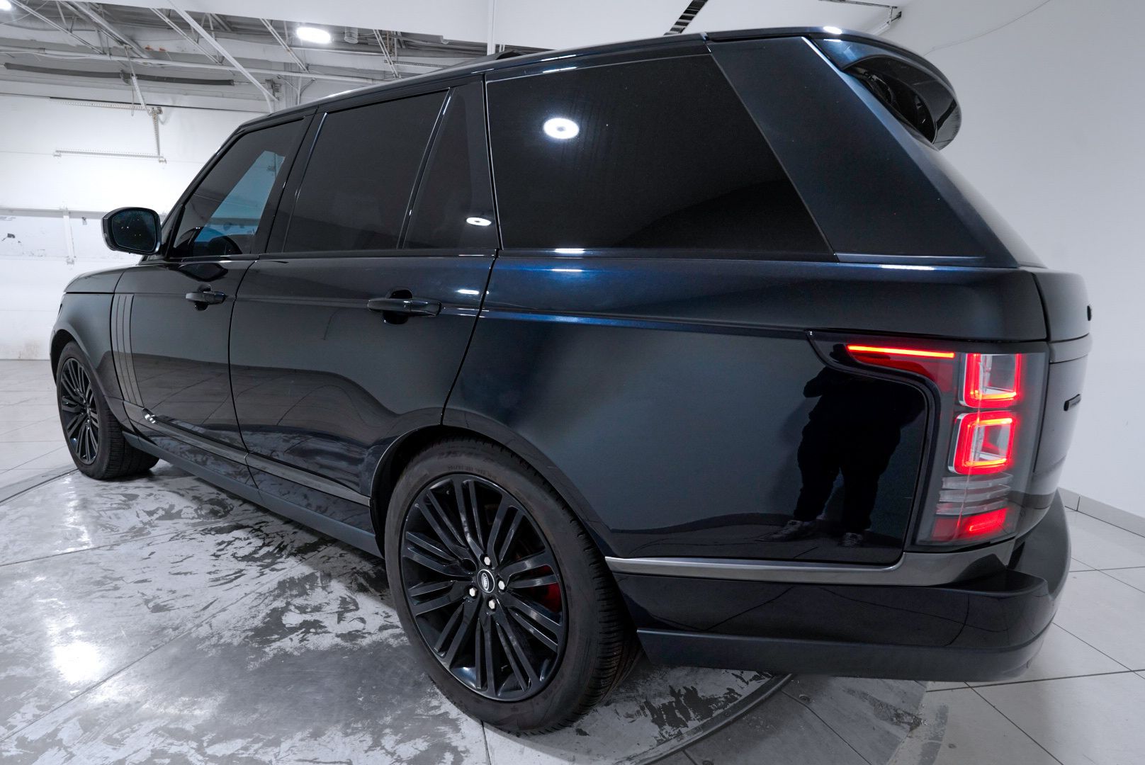 2016 Land Rover Range Rover Supercharged - Photo 10