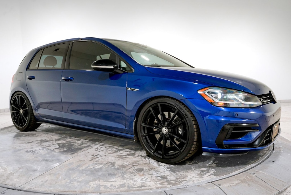 Used 2019 Volkswagen Golf R 2.0T w/DCC & Navigation 4MOTION Hatchback