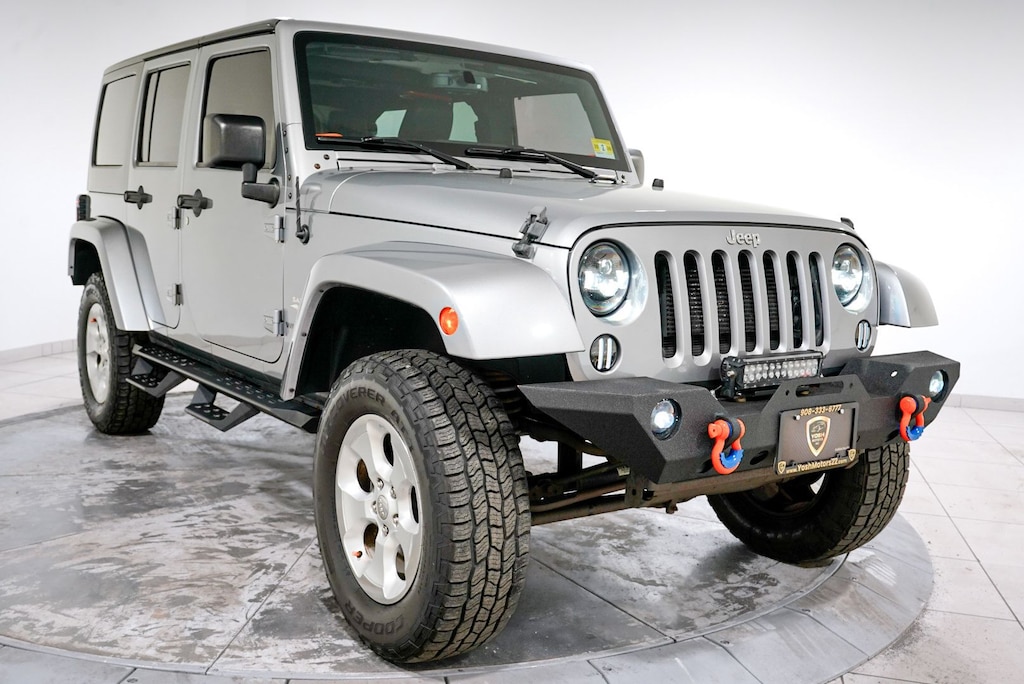 Used 2015 Jeep Wrangler Unlimited Sahara 4x4 SUV