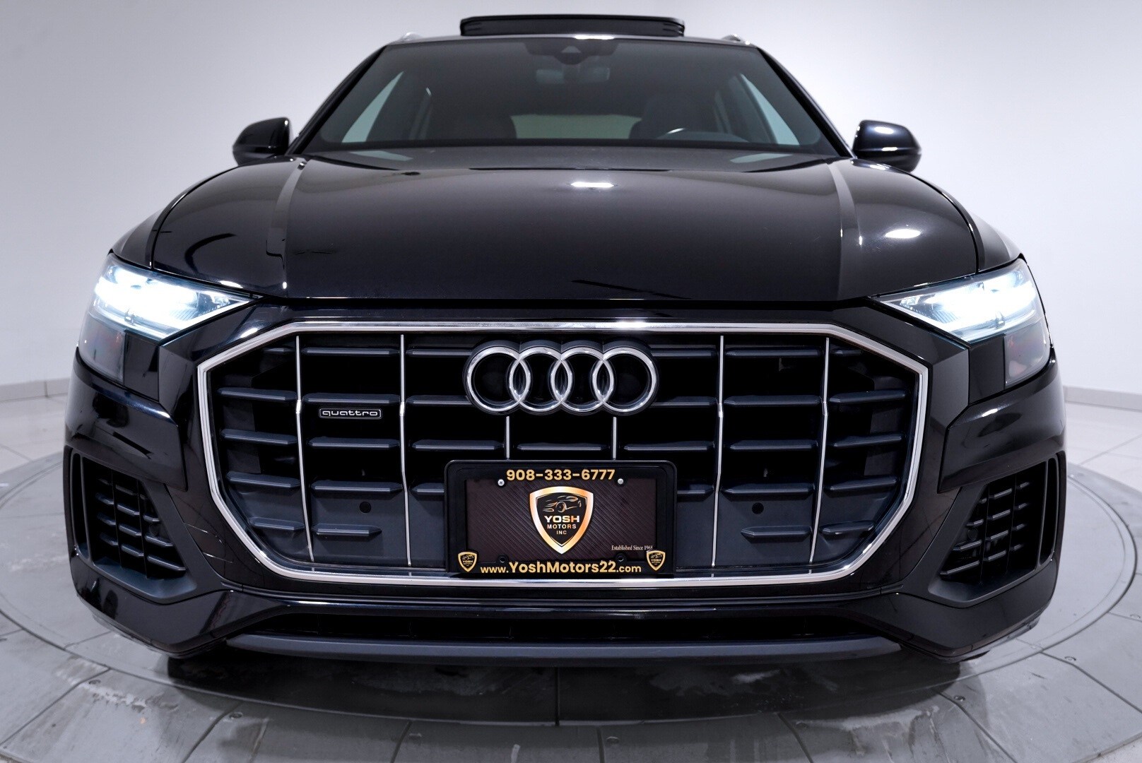 2019 Audi Q8 Premium photo 2