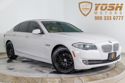 2011 BMW 528i Sedan