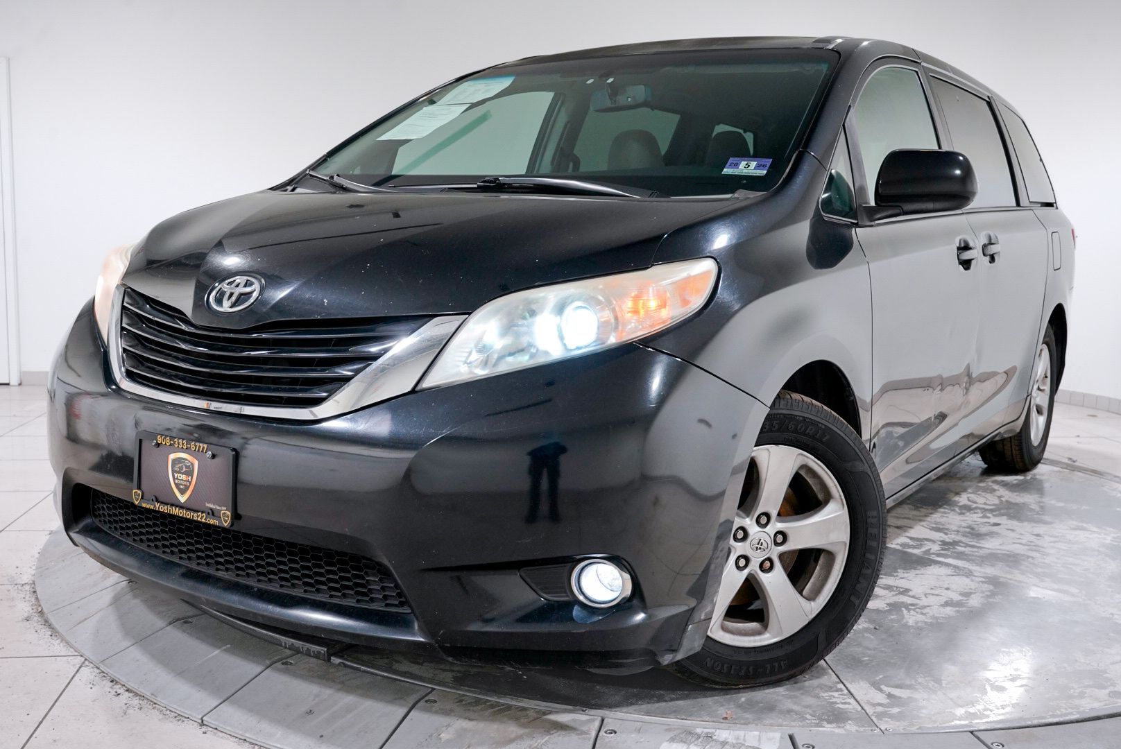 2015 Toyota Sienna LE