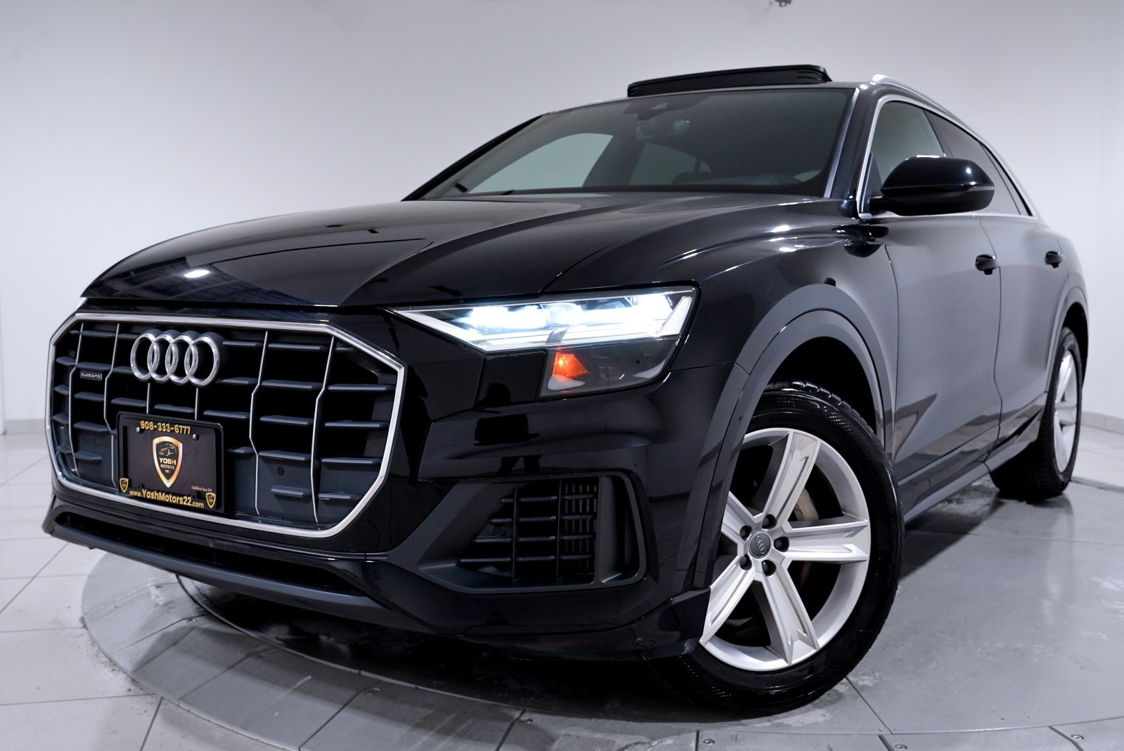 2019 Audi Q8 Premium