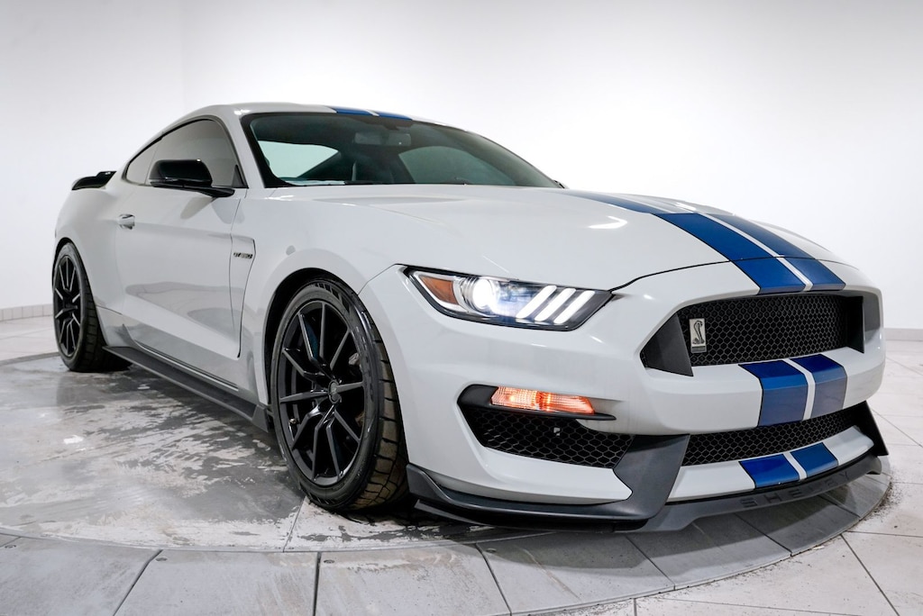 Used 2017 Ford Shelby GT350 Coupe