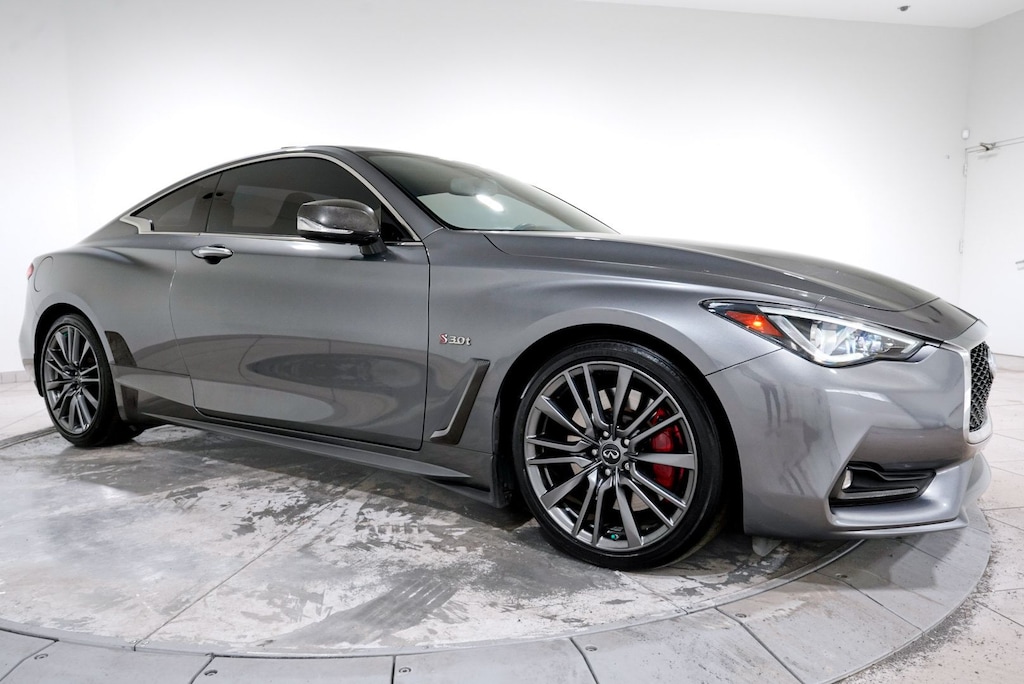 Used 2017 INFINITI Q60 3.0t Red Sport 400 Coupe