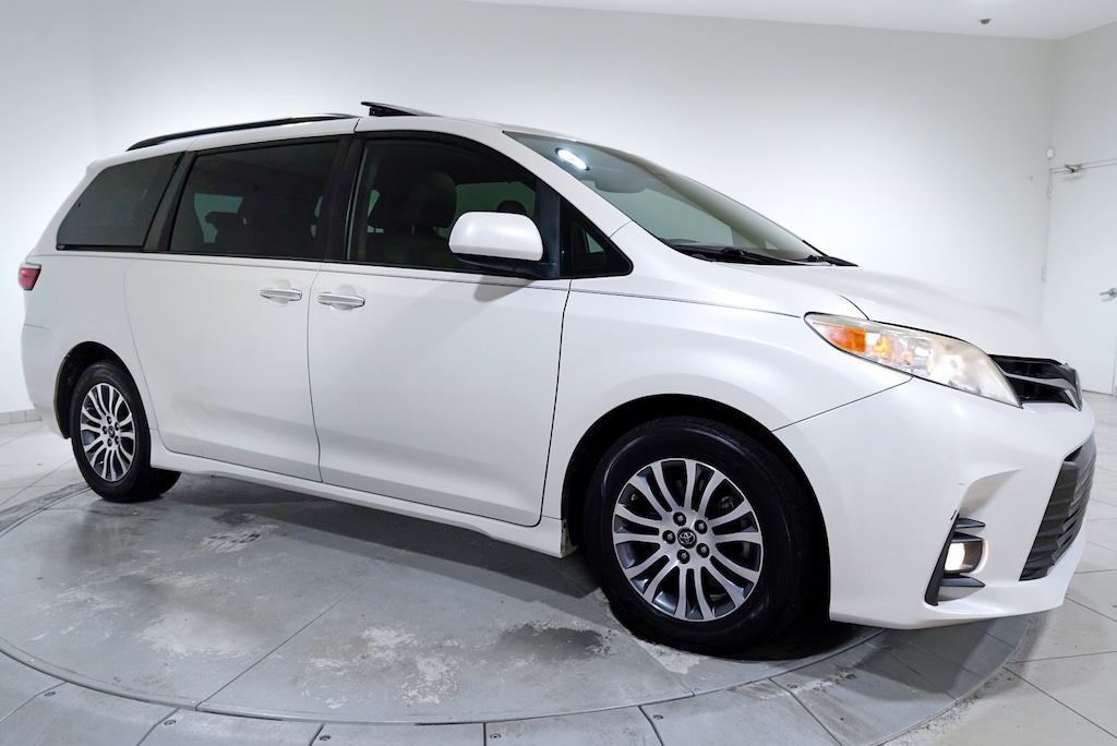 Used 2020 Toyota Sienna XLE 8 Passenger Van