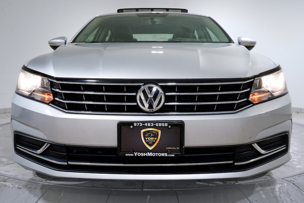 Used 2018 Volkswagen Passat 2.0T SE Sedan