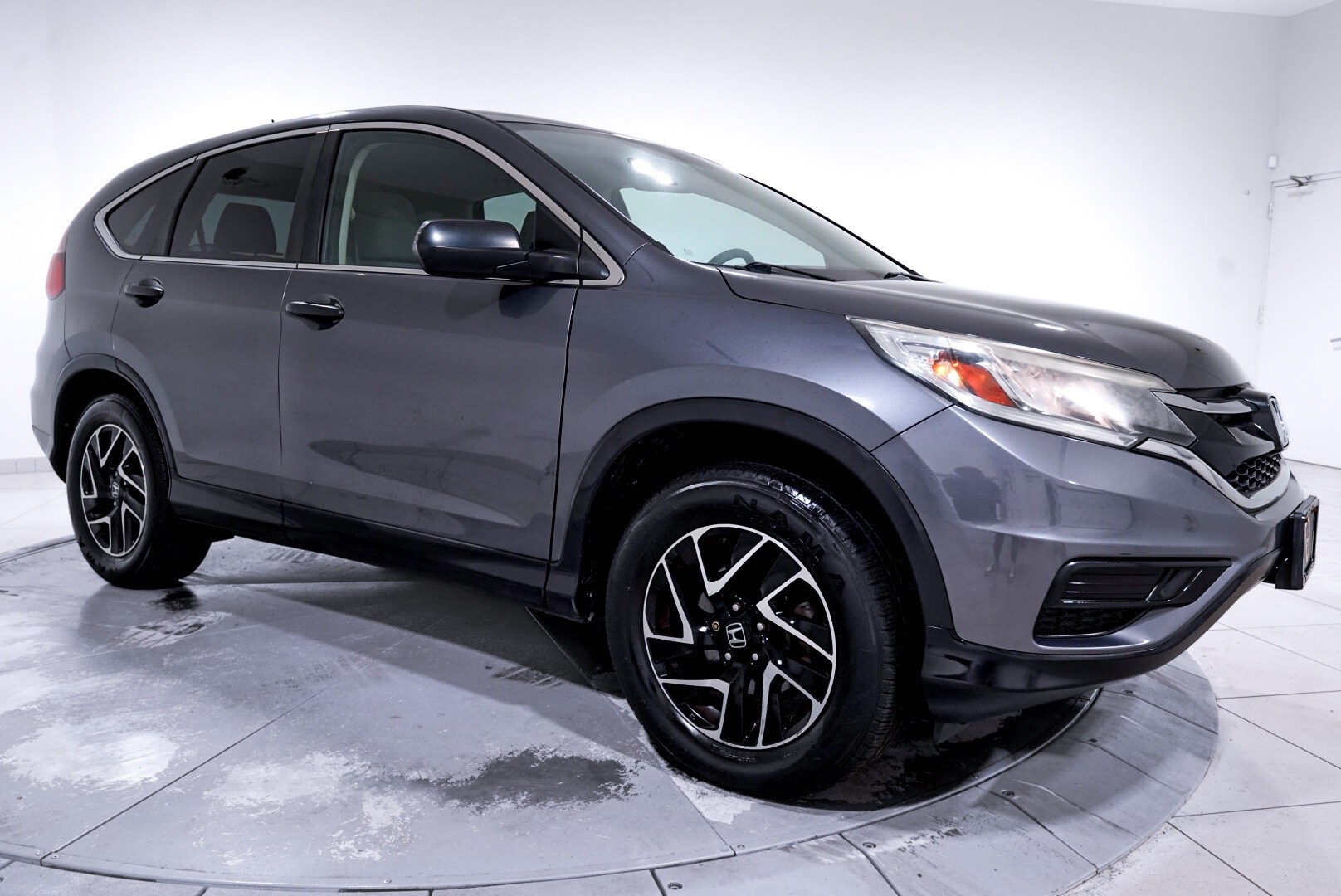 2016 Honda CR-V SE photo 4