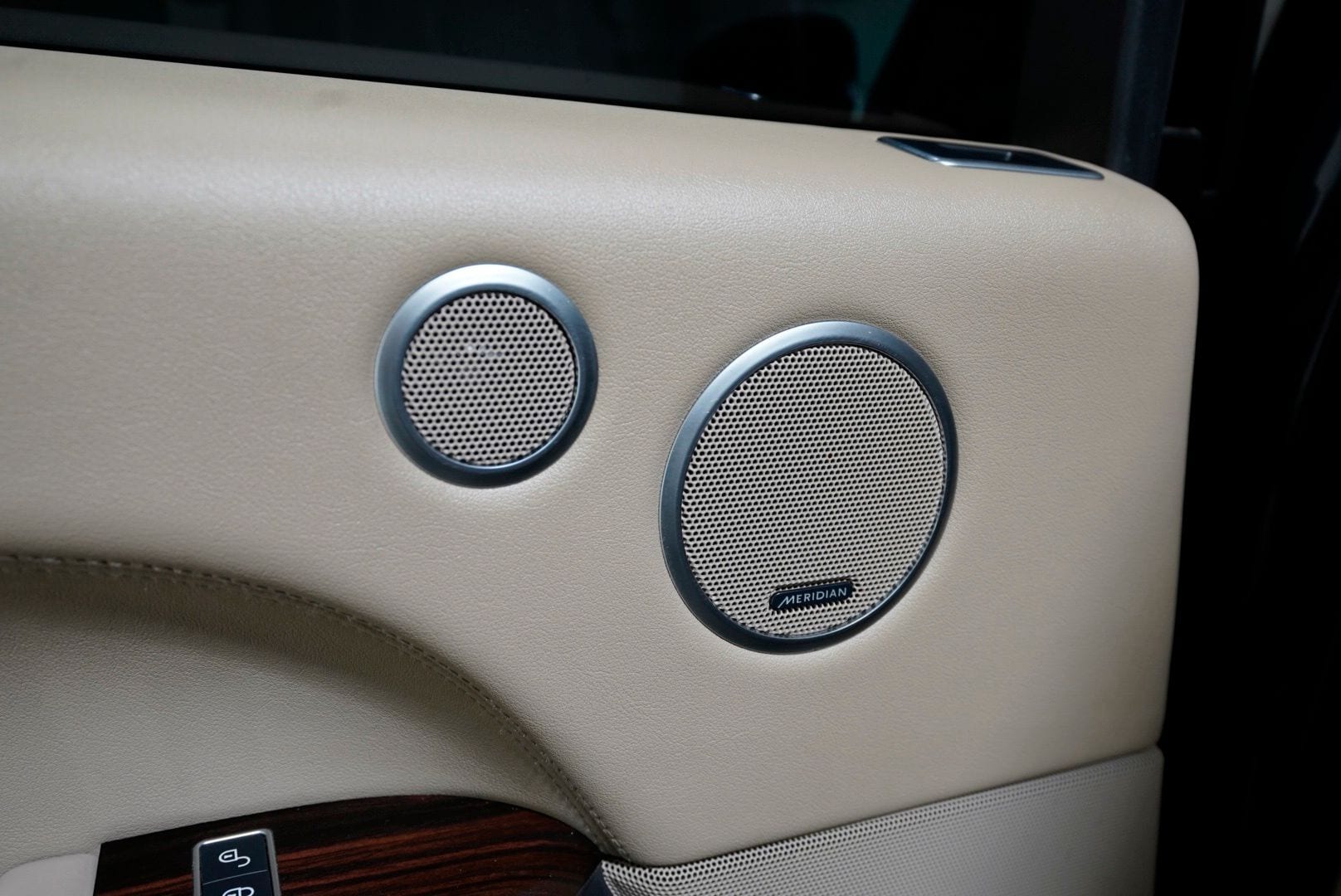 2016 Land Rover Range Rover Supercharged - Photo 34