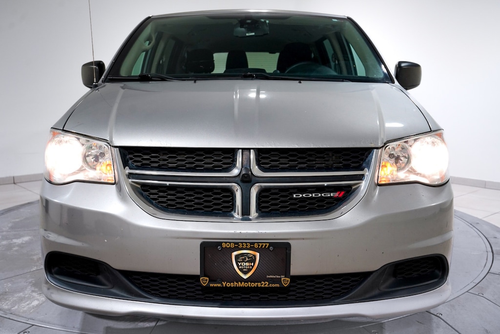 Used 2019 Dodge Grand Caravan SE Van Passenger Van