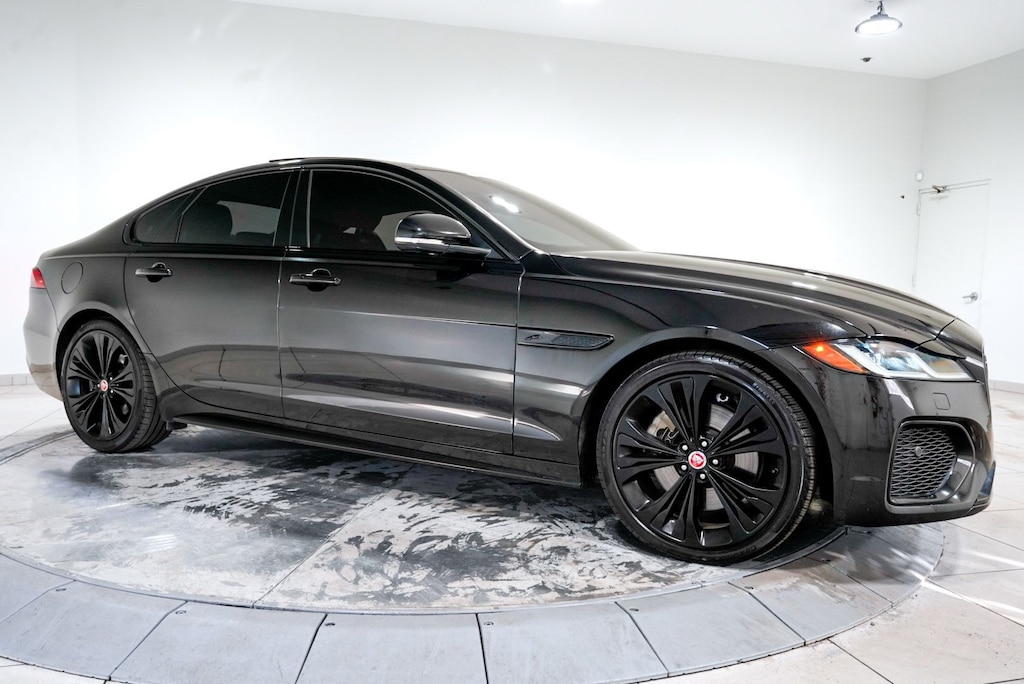 Used 2022 Jaguar XF R-Dynamic SE Sedan