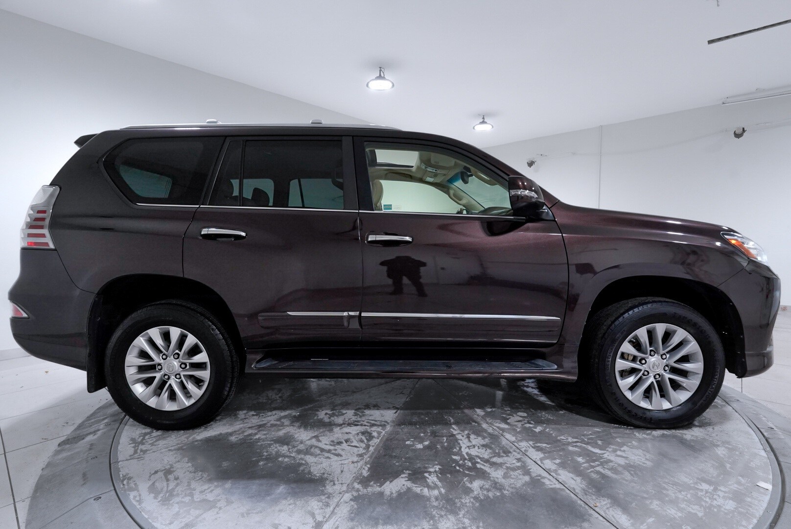 2015 Lexus GX 460 photo 2