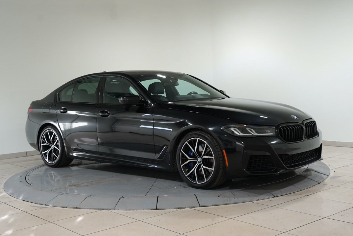 2022 Bmw M550i M550i xDrive photo 2
