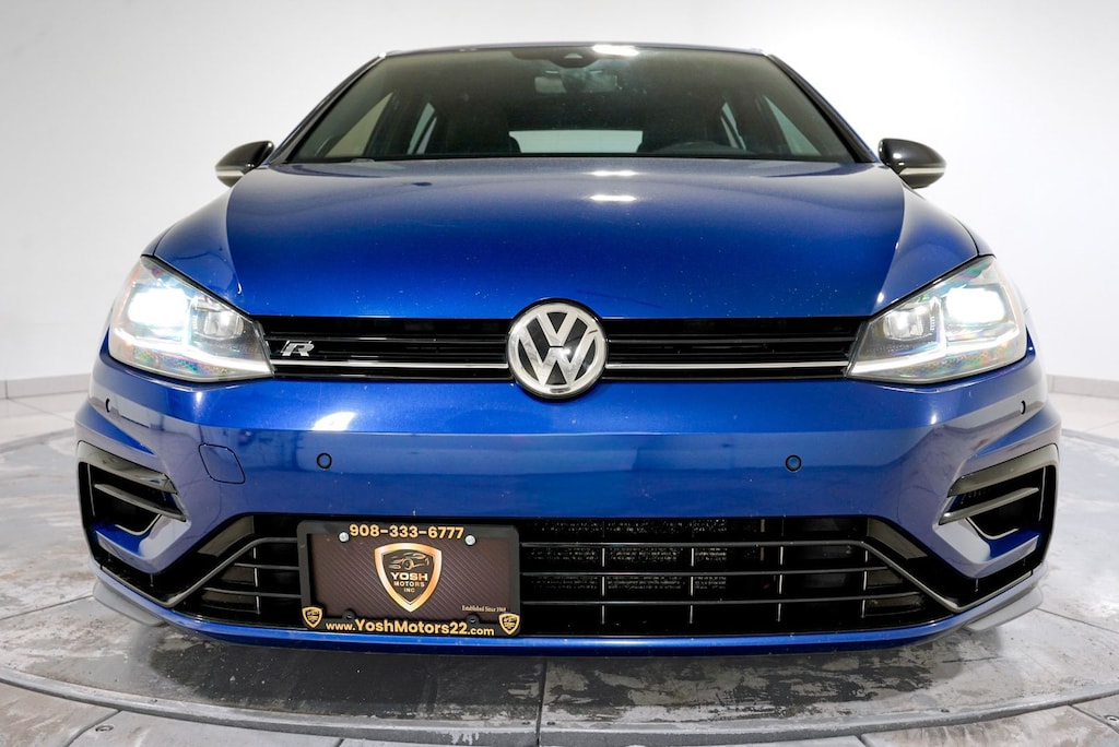 Used 2019 Volkswagen Golf R 2.0T w/DCC & Navigation 4MOTION Hatchback