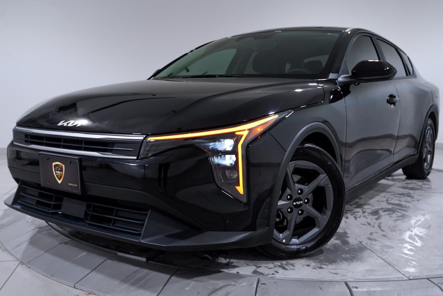 2025 Kia K4 LXS's photo