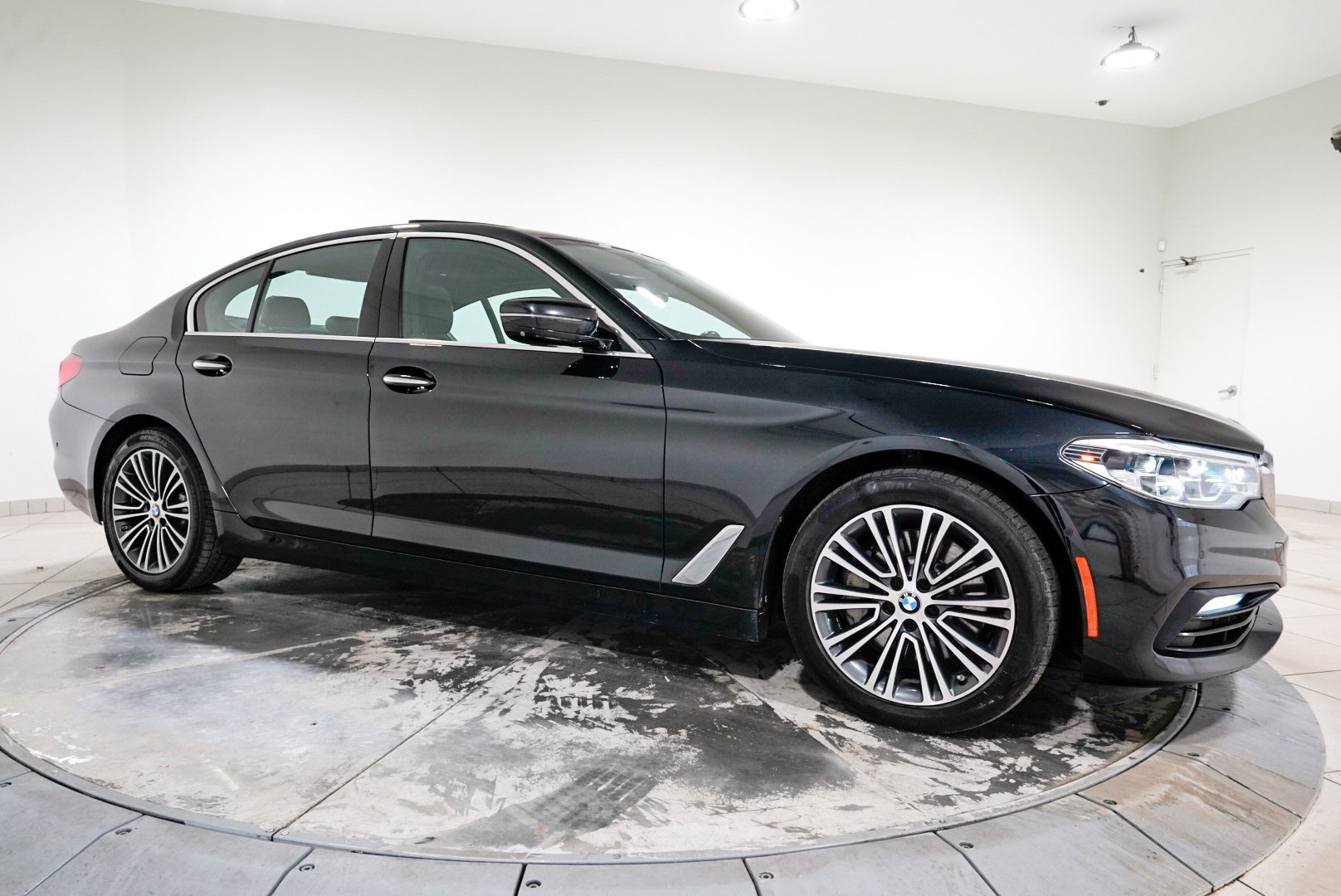 Used 2017 BMW 540i xDrive Sedan