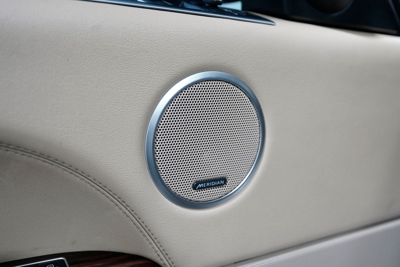 2016 Land Rover Range Rover Supercharged - Photo 24