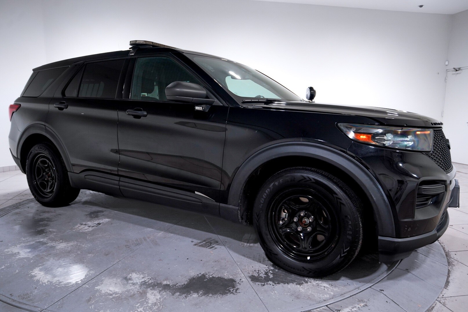 2020 Ford Explorer photo 4