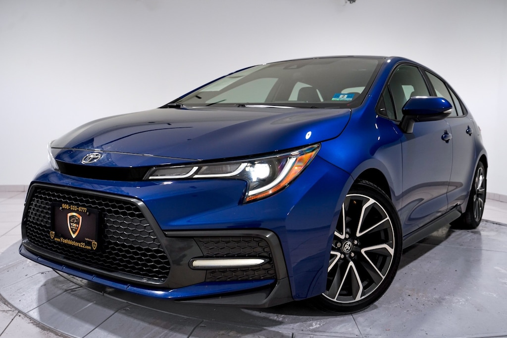 Used 2020 Toyota Corolla SE Sedan
